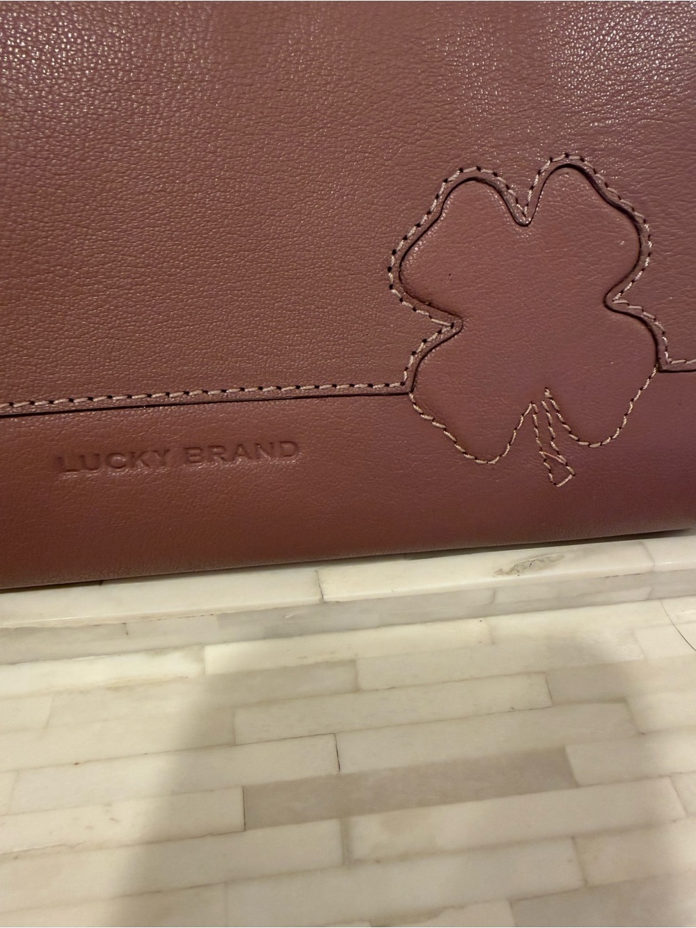 Lucky Brand Mauve Pink Wristlet Wallet with Clover Detail - Picture 2 of 6